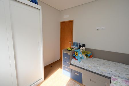 Casa à venda com 110m², 3 quartos e 2 vagasQuarto 2