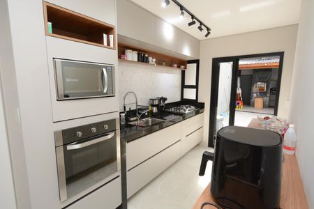 Casa à venda com 110m², 3 quartos e 2 vagasCozinha