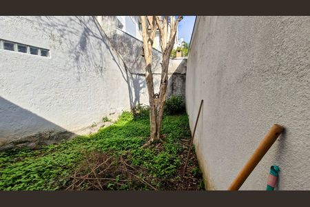 Casa à venda com 3 quartos, 110m² em Jardim Umuarama, São Paulo