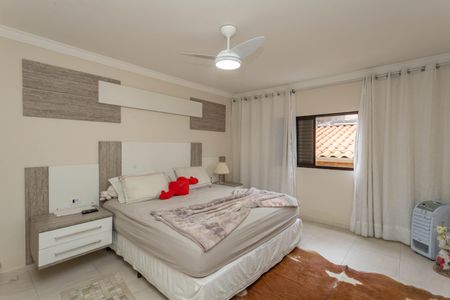 Casa à venda com 360m², 4 quartos e 2 vagasQuarto 1 - suíte 