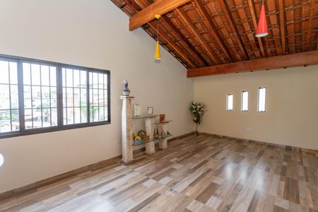 Casa à venda com 360m², 4 quartos e 2 vagasQuarto 3 