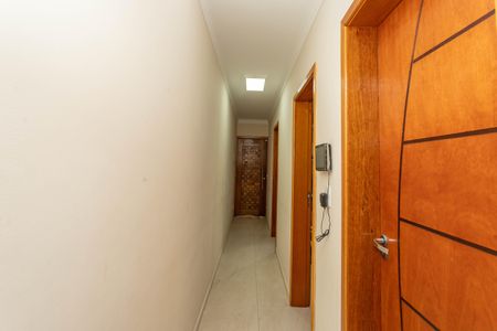 Casa à venda com 360m², 4 quartos e 2 vagasCorredor 