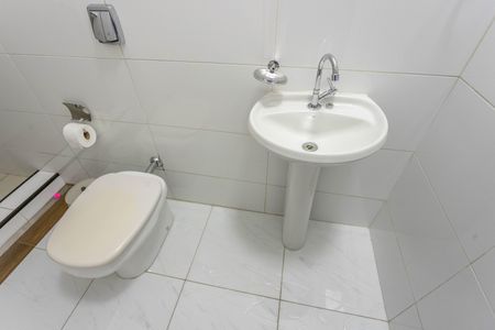 Casa à venda com 360m², 4 quartos e 2 vagasBanheiro Garagem 