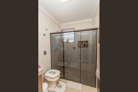 Casa à venda com 360m², 4 quartos e 2 vagasBanheiro da suíte 