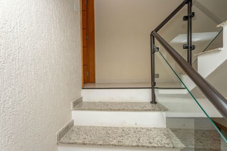 Casa à venda com 360m², 4 quartos e 2 vagasEscada 