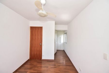 Apartamento à venda com 75m², 2 quartos e 1 vaga Apartamento à venda com 75m², 2 quartos e 1 vagaSuíte