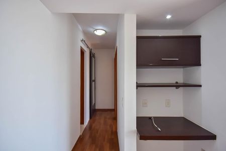 Apartamento à venda com 75m², 2 quartos e 1 vaga Apartamento à venda com 75m², 2 quartos e 1 vagaCorredor