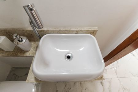 Apartamento à venda com 62m², 2 quartos e 1 vaga Apartamento à venda com 62m², 2 quartos e 1 vagaLavabo