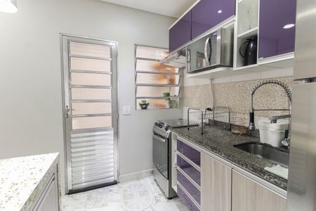 Apartamento à venda com 62m², 2 quartos e 1 vaga Apartamento à venda com 62m², 2 quartos e 1 vagaCozinha