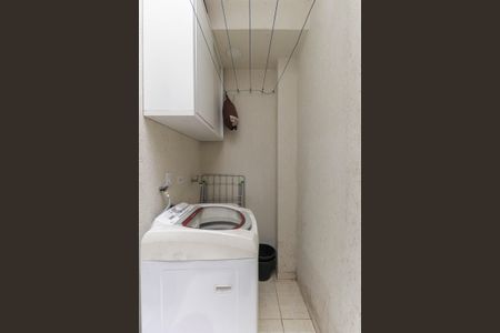 Apartamento à venda com 62m², 2 quartos e 1 vaga Apartamento à venda com 62m², 2 quartos e 1 vagaÁrea de Serviço