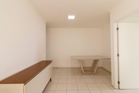 Apartamento para alugar com 70m², 2 quartos e 1 vagaSala