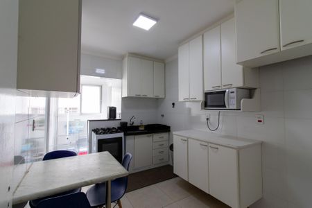 Apartamento para alugar com 70m², 2 quartos e 1 vagaCozinha