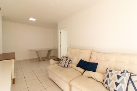 Apartamento para alugar com 70m², 2 quartos e 1 vagaSala