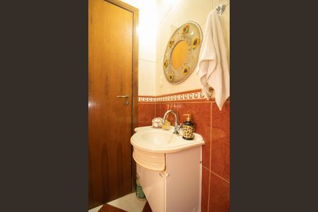 Casa à venda com 380m², 3 quartos e 4 vagas Casa à venda com 380m², 3 quartos e 4 vagasLavabo