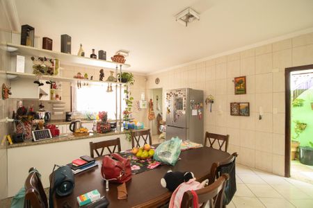 Casa à venda com 380m², 3 quartos e 4 vagas Casa à venda com 380m², 3 quartos e 4 vagasCopa e Cozinha