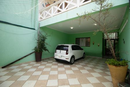 Casa à venda com 380m², 3 quartos e 4 vagas Casa à venda com 380m², 3 quartos e 4 vagasGaragem