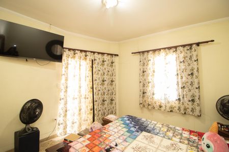 Casa à venda com 380m², 3 quartos e 4 vagas Casa à venda com 380m², 3 quartos e 4 vagasSuíte