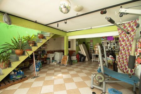 Casa à venda com 380m², 3 quartos e 4 vagas Casa à venda com 380m², 3 quartos e 4 vagasChurrasqueira e Área de Serviço