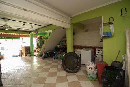 Casa à venda com 380m², 3 quartos e 4 vagas Casa à venda com 380m², 3 quartos e 4 vagasChurrasqueira e Área de Serviço