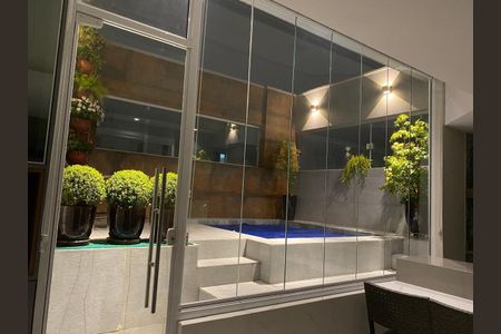 Apartamento à venda com 175m², 3 quartos e 3 vagasFoto 01