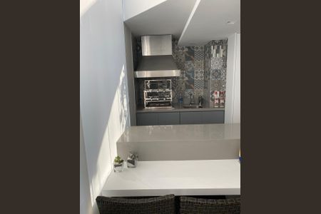 Apartamento à venda com 175m², 3 quartos e 3 vagasFoto 01