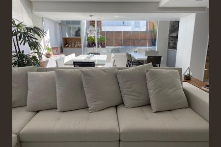 Apartamento à venda com 175m², 3 quartos e 3 vagasFoto 01