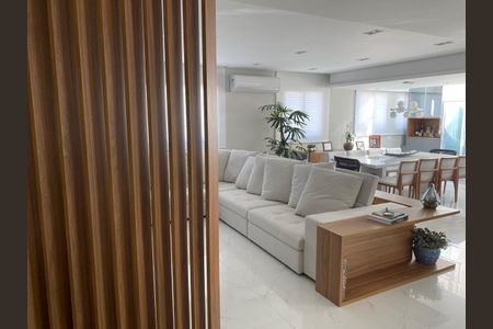 Apartamento à venda com 175m², 3 quartos e 3 vagasFoto 01