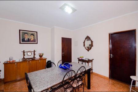 Apartamento para alugar com 72m², 2 quartos e sem vagaSala