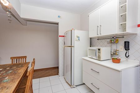 Apartamento à venda com 79m², 2 quartos e 1 vaga Apartamento à venda com 79m², 2 quartos e 1 vagaCozinha