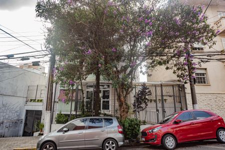 Apartamento à venda com 79m², 2 quartos e 1 vaga Apartamento à venda com 79m², 2 quartos e 1 vagaFachada