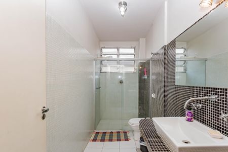 Apartamento à venda com 79m², 2 quartos e 1 vaga Apartamento à venda com 79m², 2 quartos e 1 vagaBanheiro