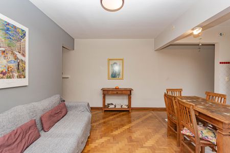 Apartamento à venda com 79m², 2 quartos e 1 vaga Apartamento à venda com 79m², 2 quartos e 1 vagaSala