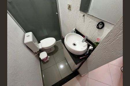 Casa à venda com 250m², 3 quartos e 5 vagasBanheiro da Suíte 1