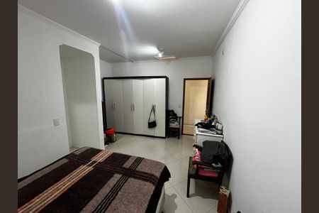 Casa à venda com 250m², 3 quartos e 5 vagasQuarto 2