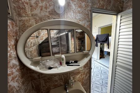 Casa à venda com 250m², 3 quartos e 5 vagasBanheiro de serviço