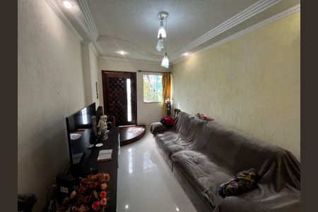 Sala de casa à venda com 3 quartos, 250m² em Vila Romero, São Paulo