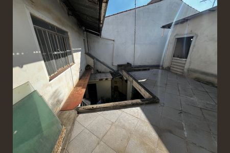 Casa à venda com 250m², 3 quartos e 5 vagasQuintal