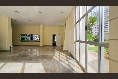 Apartamento à venda com 180m², 4 quartos e 3 vagas Apartamento à venda com 180m², 4 quartos e 3 vagasÁrea comum - Salão de festas