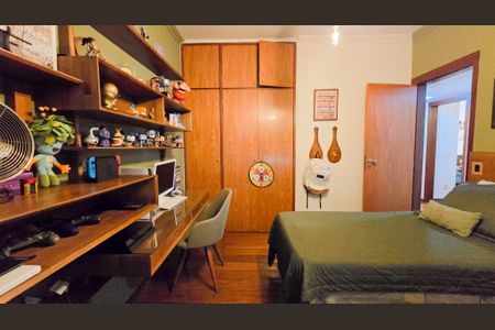 Apartamento à venda com 180m², 4 quartos e 3 vagas Apartamento à venda com 180m², 4 quartos e 3 vagasQuarto 03