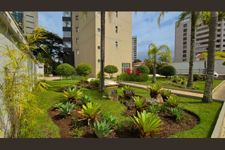 Apartamento à venda com 180m², 4 quartos e 3 vagas Apartamento à venda com 180m², 4 quartos e 3 vagasÁrea comum