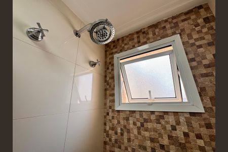 Apartamento à venda com 57m², 2 quartos e 1 vaga Apartamento à venda com 57m², 2 quartos e 1 vagaBanheiro da Suíte