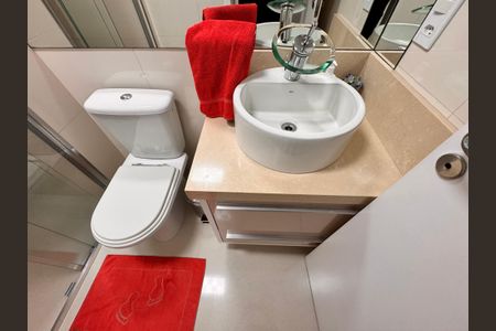 Apartamento à venda com 57m², 2 quartos e 1 vaga Apartamento à venda com 57m², 2 quartos e 1 vagaBanheiro