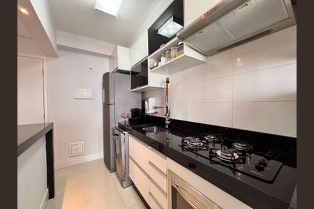 Apartamento à venda com 57m², 2 quartos e 1 vaga Apartamento à venda com 57m², 2 quartos e 1 vagaCozinha