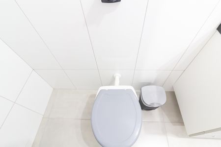 Casa à venda com 280m², 3 quartos e 2 vagas Casa à venda com 280m², 3 quartos e 2 vagasBanheiro da Suíte