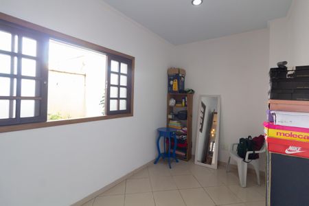 Casa à venda com 280m², 3 quartos e 2 vagas Casa à venda com 280m², 3 quartos e 2 vagasQuarto 1