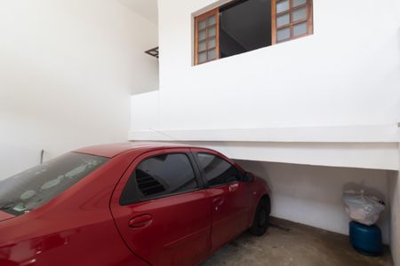 Casa à venda com 280m², 3 quartos e 2 vagas Casa à venda com 280m², 3 quartos e 2 vagasGaragem