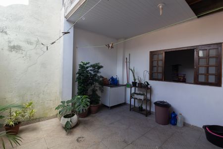 Casa à venda com 280m², 3 quartos e 2 vagas Casa à venda com 280m², 3 quartos e 2 vagasÁrea de Serviço