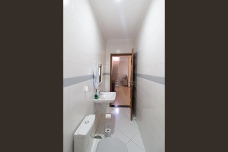 Casa à venda com 280m², 3 quartos e 2 vagas Casa à venda com 280m², 3 quartos e 2 vagasLavabo