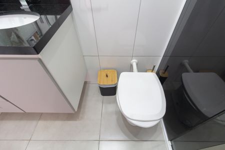 Casa à venda com 280m², 3 quartos e 2 vagas Casa à venda com 280m², 3 quartos e 2 vagasBanheiro da Suíte