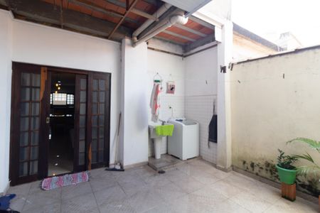 Casa à venda com 280m², 3 quartos e 2 vagas Casa à venda com 280m², 3 quartos e 2 vagasÁrea de Serviço